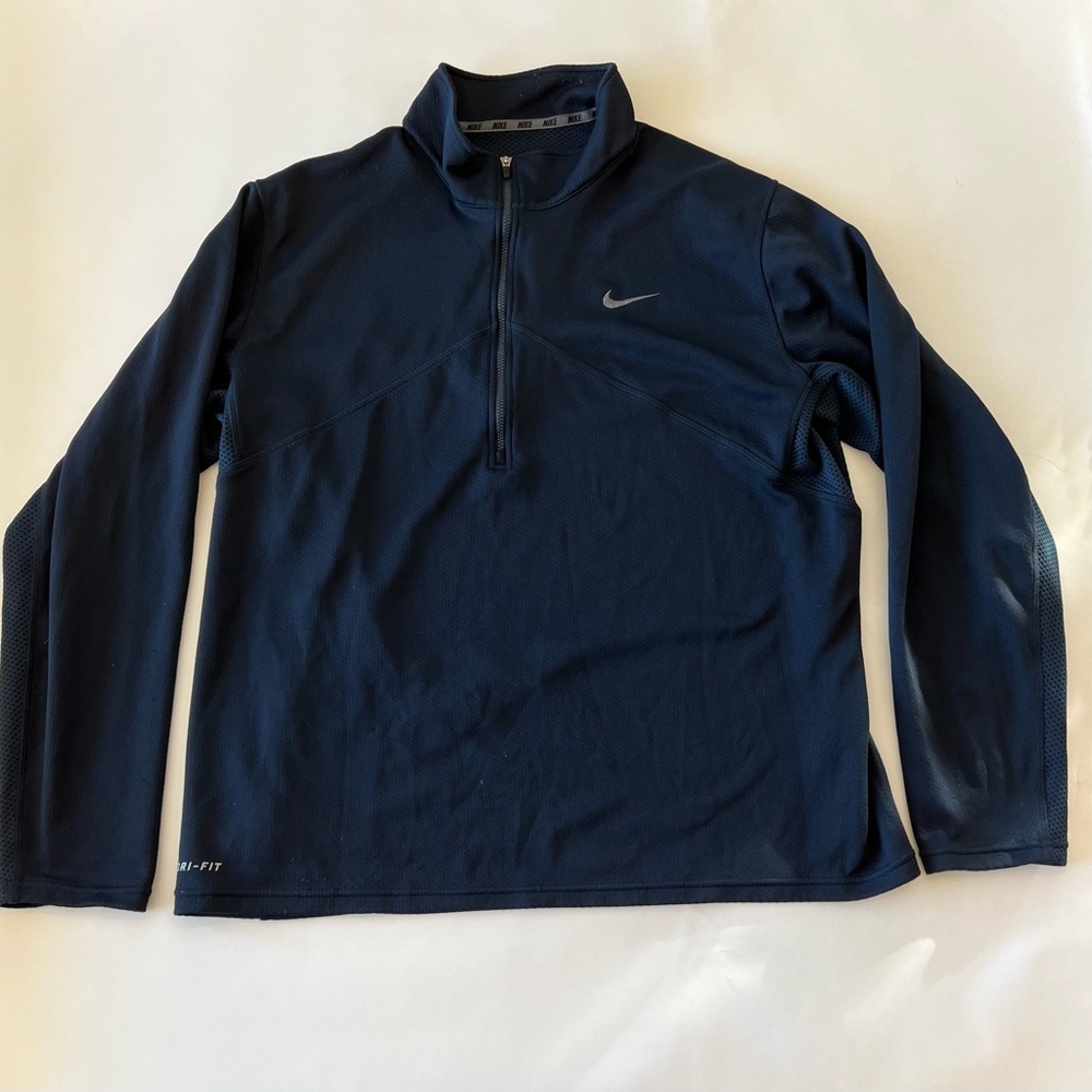 Nike pull over 1/4 zip navy extra large